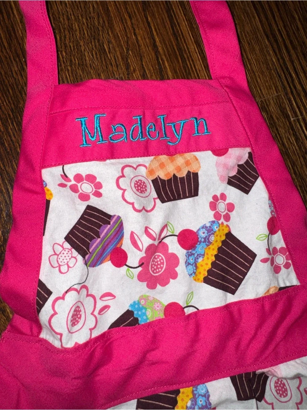 Personalized Pink Cupcake Print Kids Apron  “Madelyn”